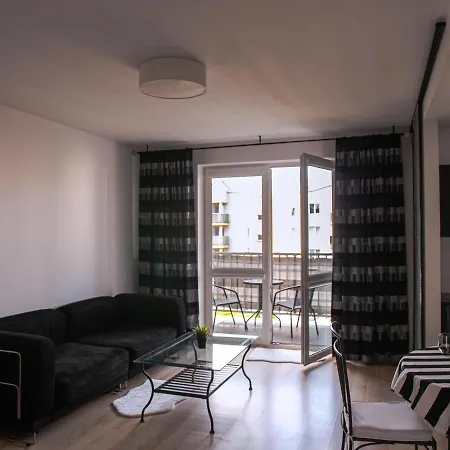 Sdh 2 Comfortable Near Warsaw Apartment *