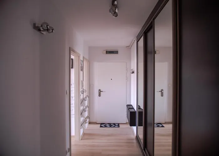 Sdh 2 Comfortable Near Warsaw Apartament